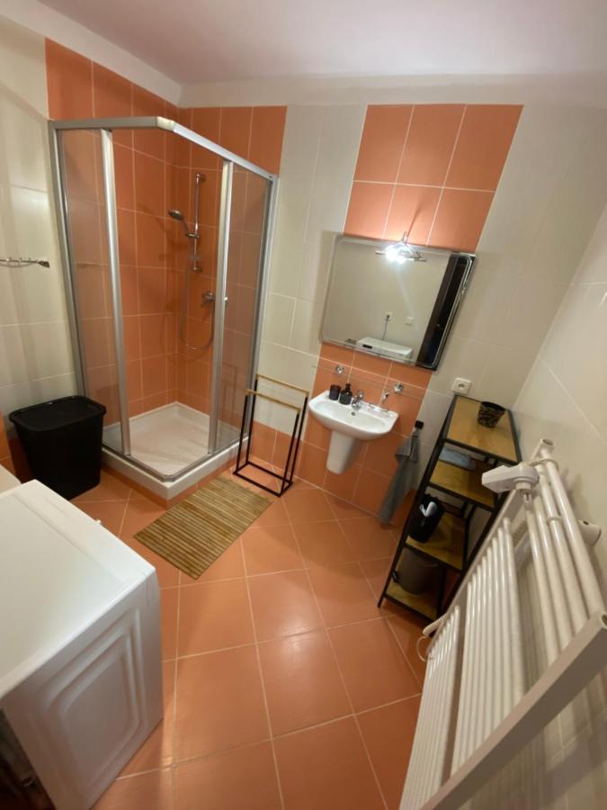 Vila Helena - Apartman Helena 16 Ruzomberok Exterior photo